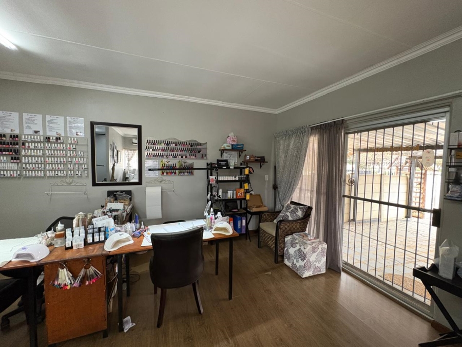 3 Bedroom Property for Sale in Wolmaransstad North West